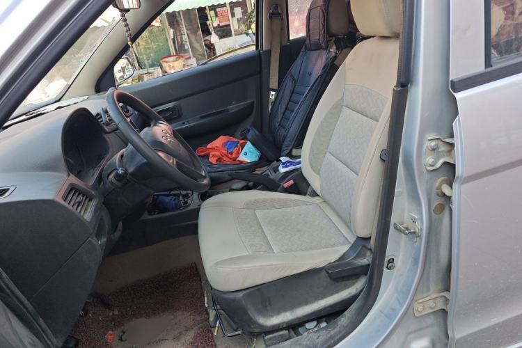 Used Wuling Hongguang 2014 1.2L Standard Model China IV Left Front Seat