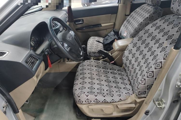 Used Wuling Hongguang 2014 1.5L S Comfort Model Left Front Seat