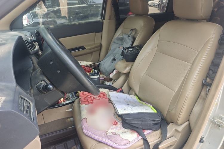 Used Wuling Hongguang 2014 1.5L S Luxury Model Left Front Seat