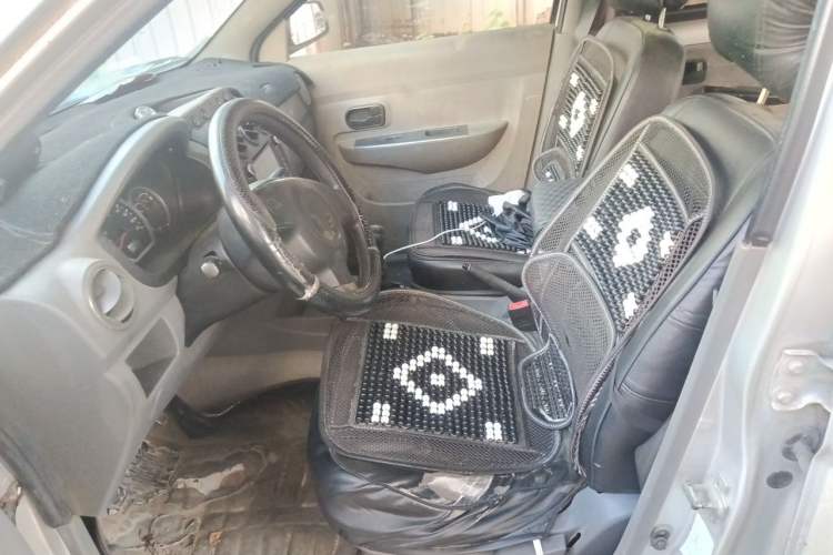 Used Wuling Hongguang 2014 1.2L Base Model China IV Left Front Seat
