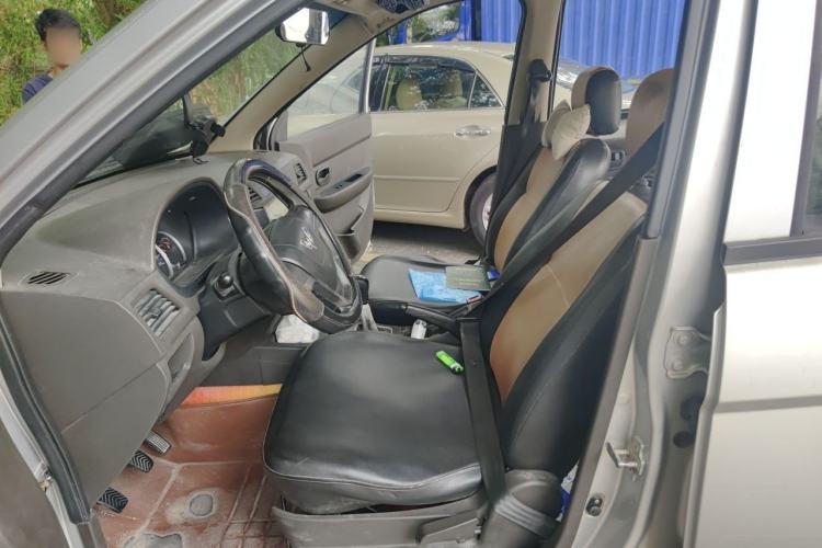 Used Wuling Hongguang 2014 1.5L Base Version Left Front Seat