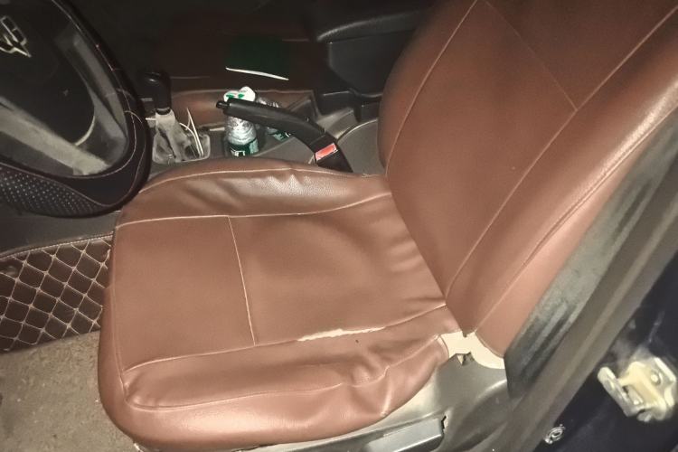 Used Wuling Hongguang 2014 1.2L Base Model China IV Left Front Seat