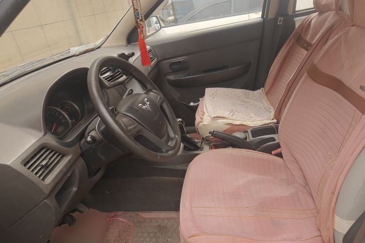 Used Wuling Hongguang 2014 1.5L Base Version Left Front Seat
