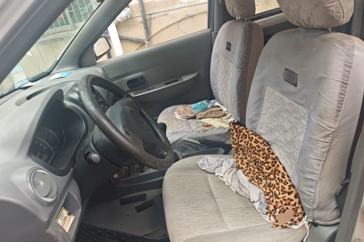 Used Wuling Hongguang 2014 1.2L Base Model China IV Left Front Seat
