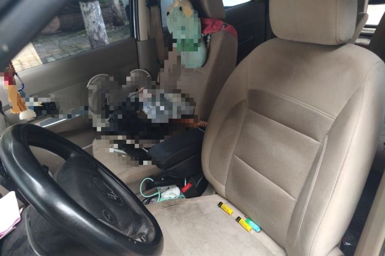 Used Wuling Hongguang 2014 1.5L Base Version Left Front Seat