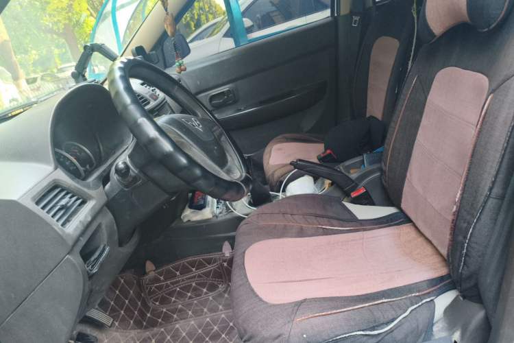 Used Wuling Hongguang 2014 1.5L Base Version Left Front Seat