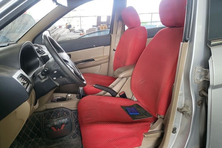 Used Wuling Hongguang 2014 1.2L S Comfort Model China IV Left Front Seat