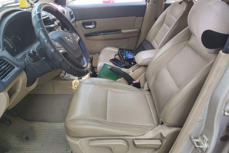 Used Wuling Hongguang 2014 1.5L S Comfort Model Left Front Seat