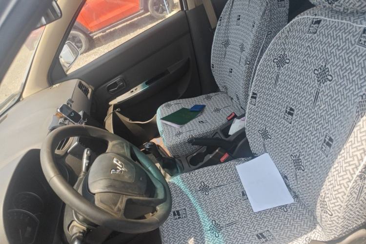 Used Wuling Hongguang 2014 1.5L Standard Version Left Front Seat
