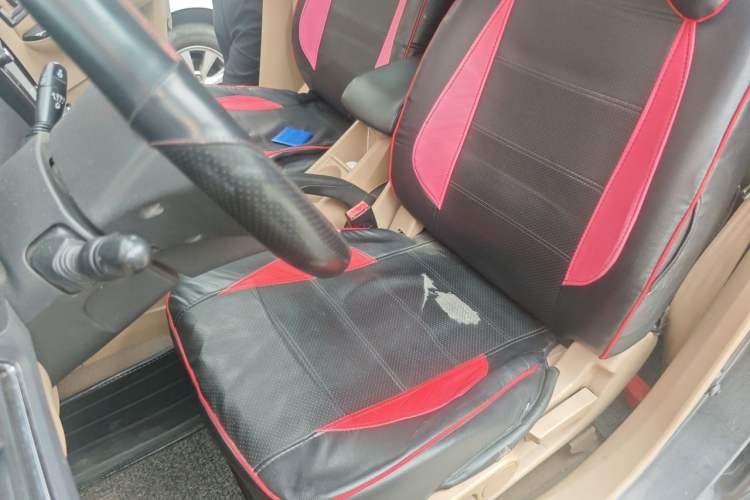 Used Wuling Hongguang 2014 1.5L S Comfort Model Left Front Seat