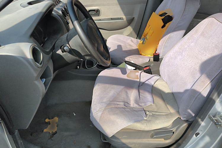 Used Wuling Hongguang 2014 1.2L Base Model China IV Left Front Seat