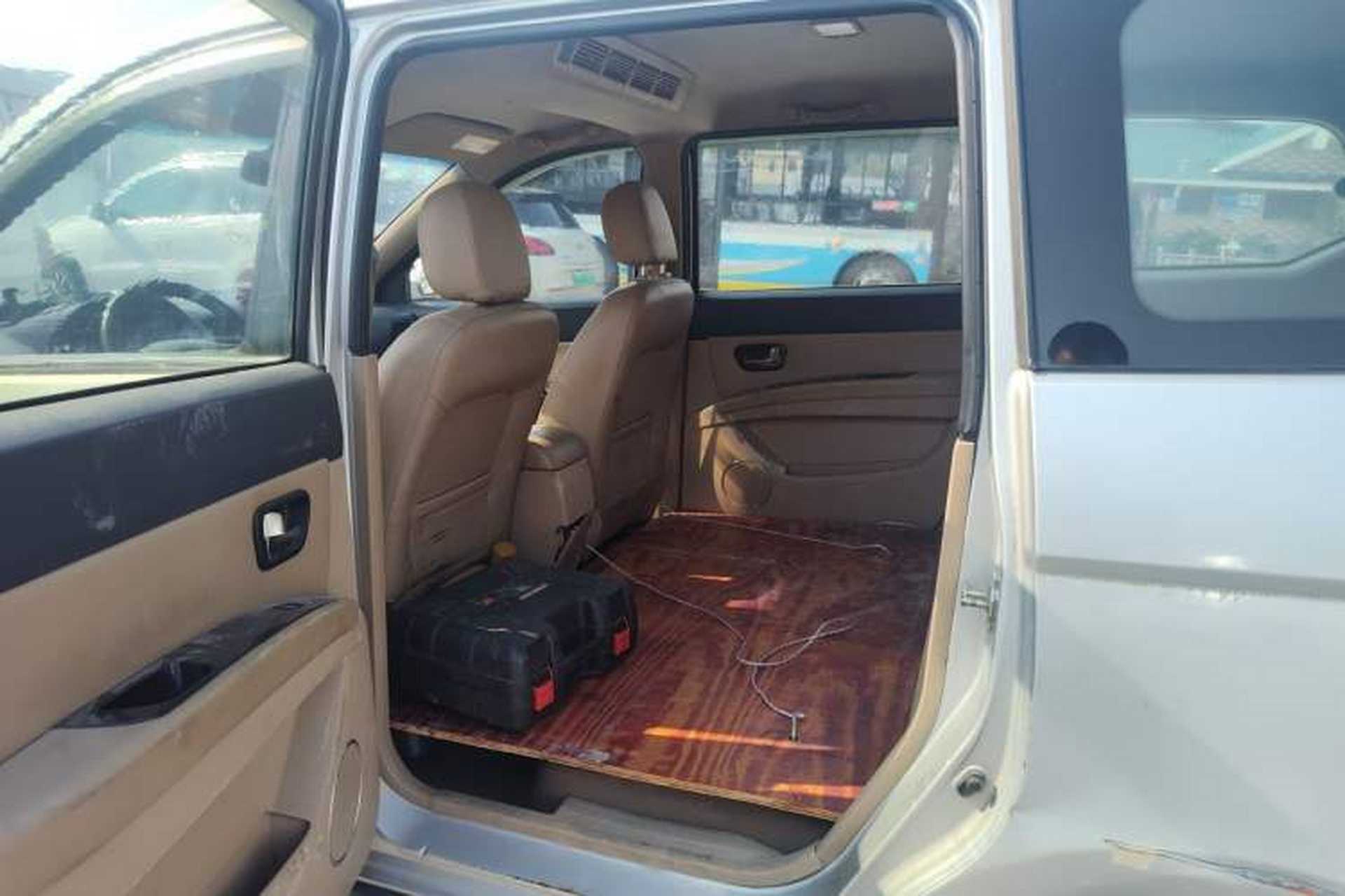 Used Wuling Hongguang 2014 1.5L S Luxury Model Left Rear Seat