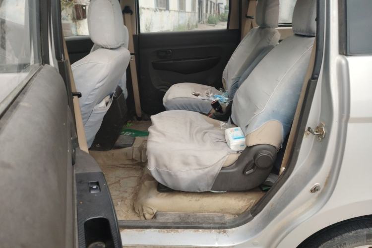 Used Wuling Hongguang 2014 1.5L Standard Version Left Rear Seat