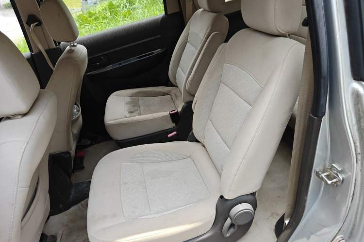 Used Wuling Hongguang 2014 1.5L Standard Version Left Rear Seat
