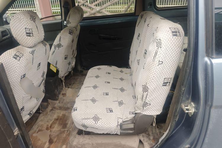 Used Wuling Hongguang 2014 1.5L Base Version Left Rear Seat
