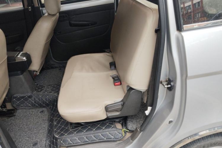 Used Wuling Hongguang 2014 1.5L S Standard Version Left Rear Seat
