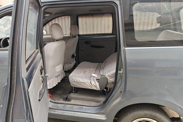 Used Wuling Hongguang 2014 1.2L Base Model China IV Left Rear Seat