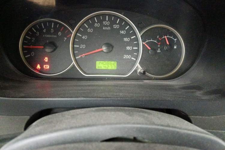 Used Wuling Hongguang 2014 1.5L Standard Version Odometer Close Up