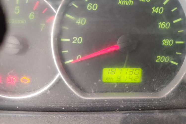 Used Wuling Hongguang 2014 1.2L Base Model China IV Odometer Close Up