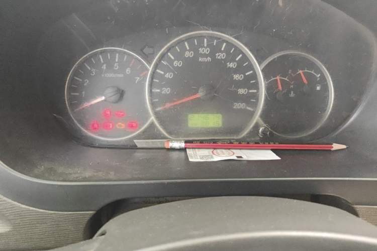 Used Wuling Hongguang 2014 1.2L Standard Model China IV Odometer Close Up