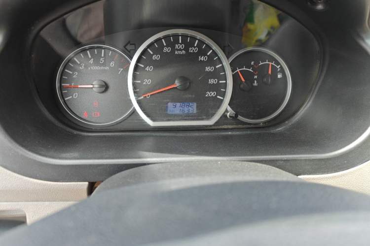 Used Wuling Hongguang 2014 1.2L Standard Model China IV Odometer Close Up