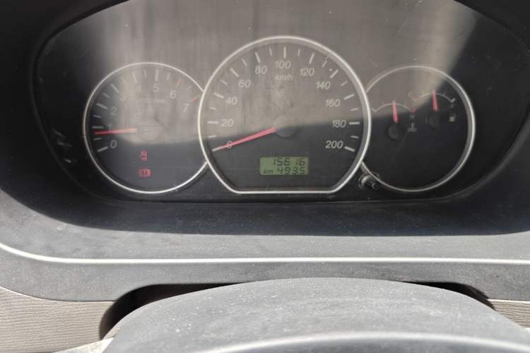 Used Wuling Hongguang 2014 1.5L Standard Version Odometer Close Up