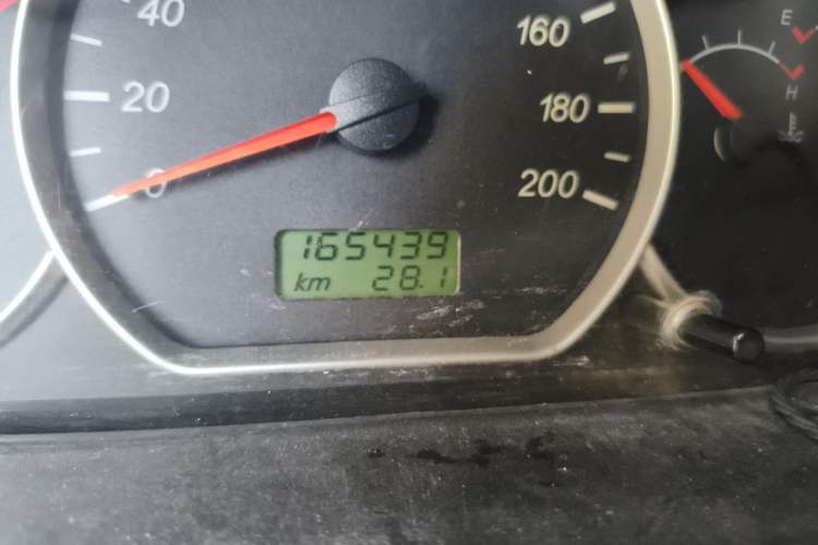 Used Wuling Hongguang 2014 1.5L Base Version Odometer Close Up