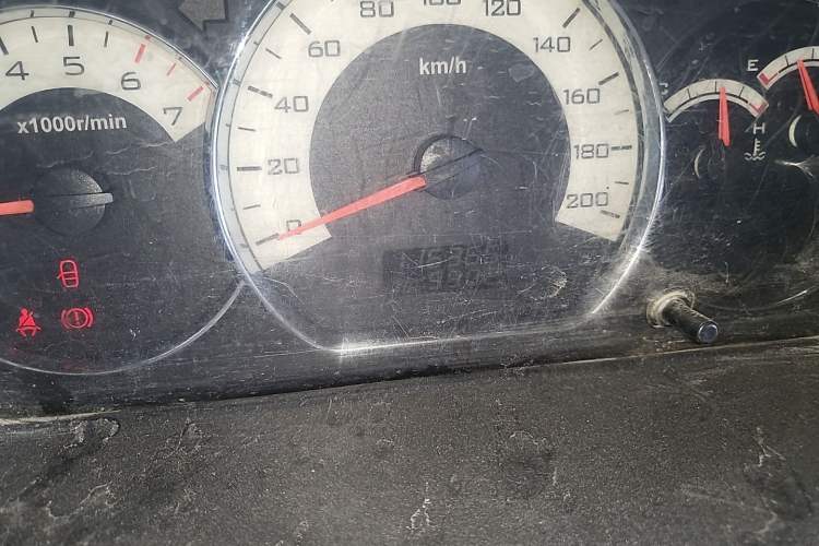 Used Wuling Hongguang 2014 1.2L S Comfort Model China IV Odometer Close Up