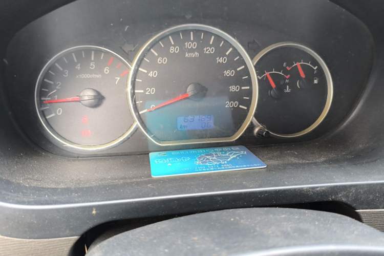 Used Wuling Hongguang 2014 1.5L S Standard Version Odometer Close Up