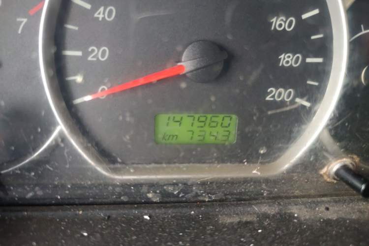 Used Wuling Hongguang 2014 1.5L Standard Version Odometer Close Up