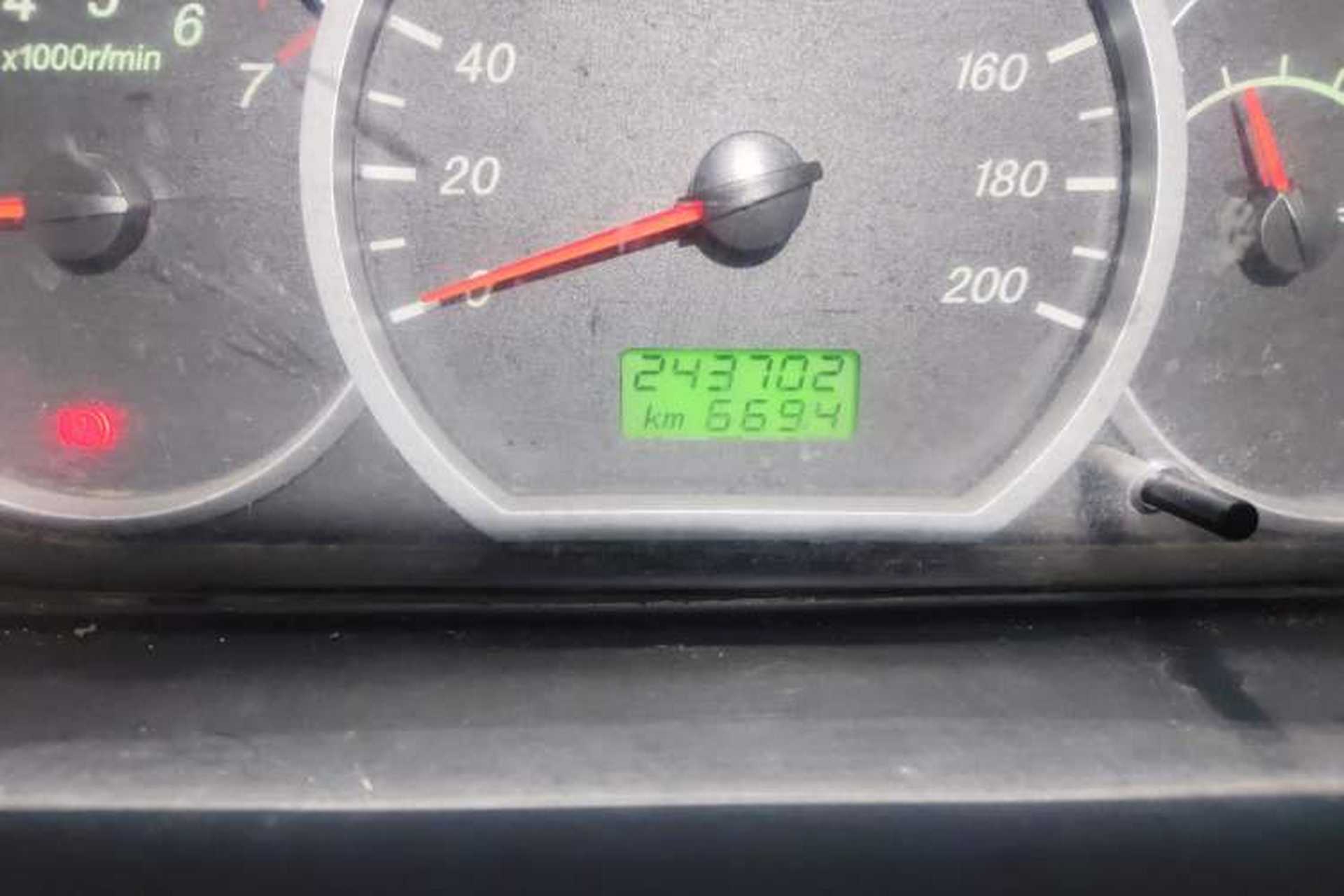 Used Wuling Hongguang 2014 1.2L Base Model China IV Odometer Close Up