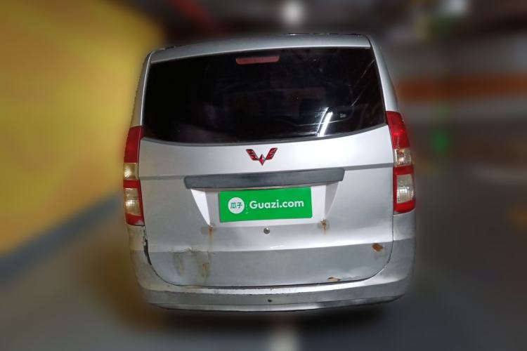 Used Wuling Hongguang 2014 1.5L Base Version Rear