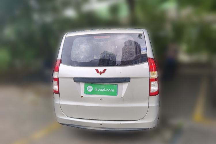 Used Wuling Hongguang 2014 1.5L Base Version Rear