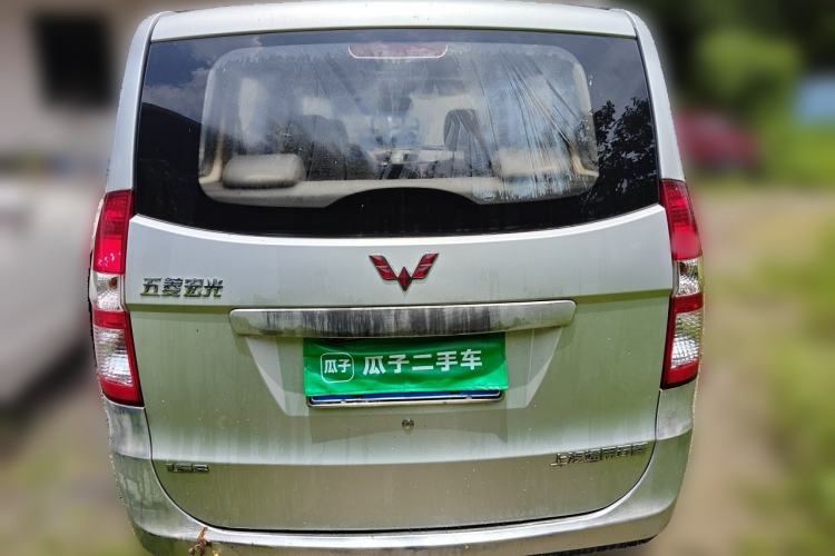 Used Wuling Hongguang 2014 1.5L Standard Version Rear