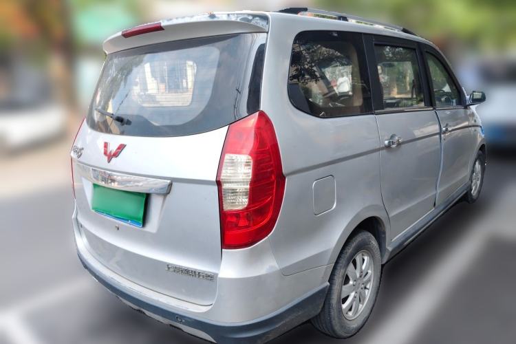 Used Wuling Hongguang 2014 1.5L S Luxury Model Rear Right 45 Deg