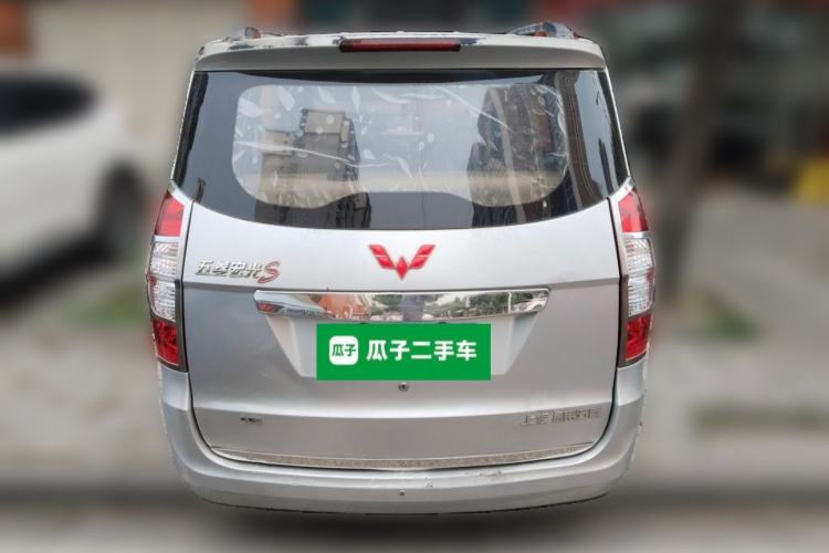 Used Wuling Hongguang 2014 1.5L S Standard Version Rear