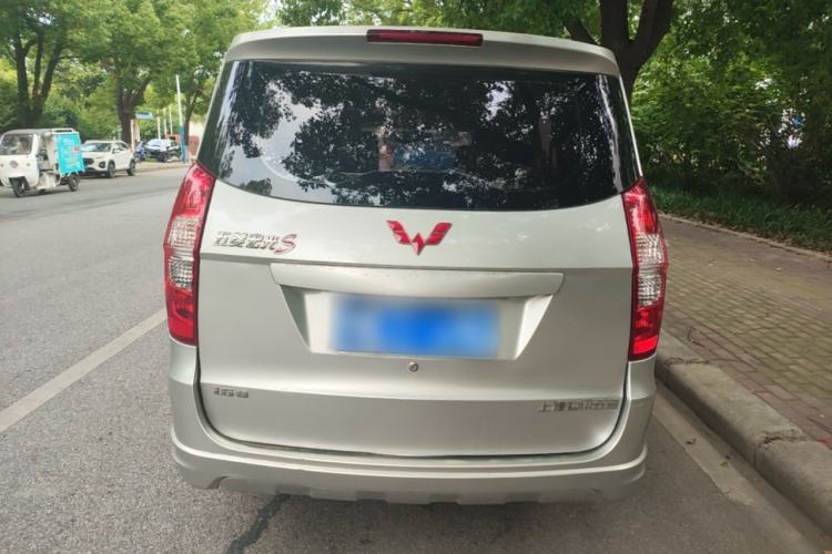 Used Wuling Hongguang 2014 1.5L S Standard Version Rear