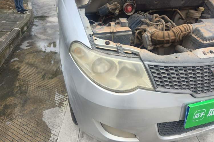 Used Wuling Hongguang 2014 1.2L Base Model China IV Right Front Headlight