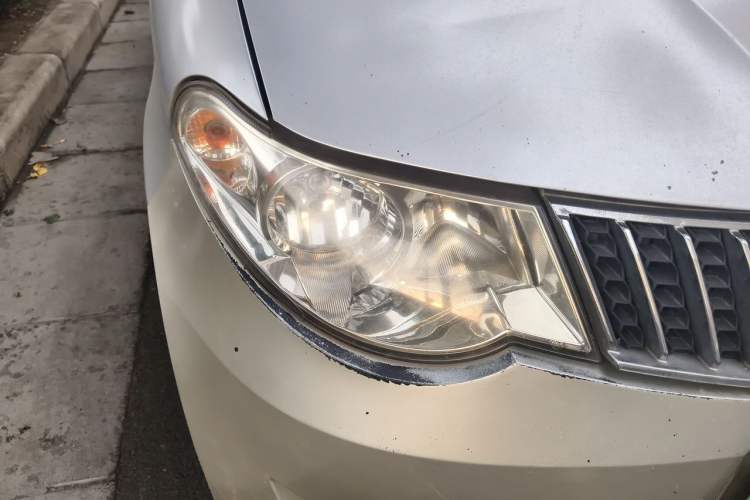 Used Wuling Hongguang 2014 1.2L Standard Model China IV Right Front Headlight