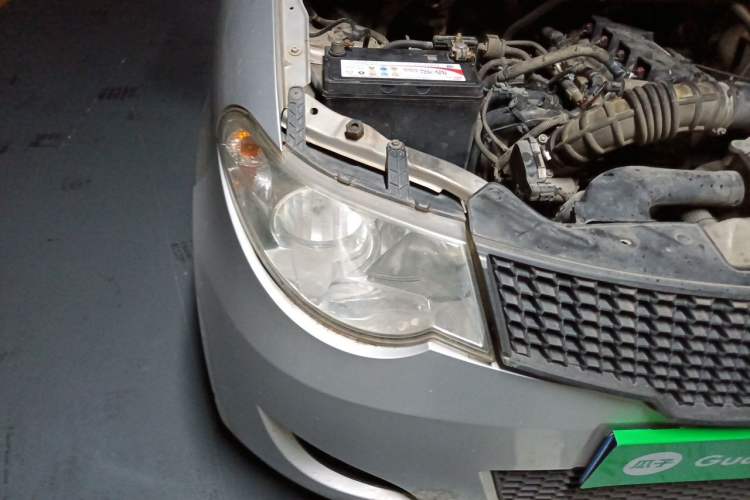 Used Wuling Hongguang 2014 1.5L Base Version Right Front Headlight