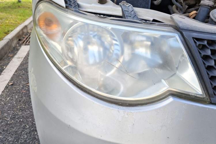 Used Wuling Hongguang 2014 1.2L Base Model China IV Right Front Headlight