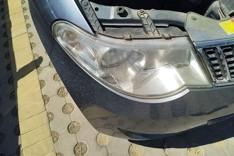 Used Wuling Hongguang 2014 1.5L Standard Version Right Front Headlight