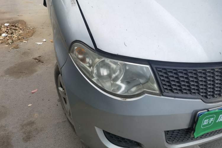 Used Wuling Hongguang 2014 1.2L Base Model China IV Right Front Headlight