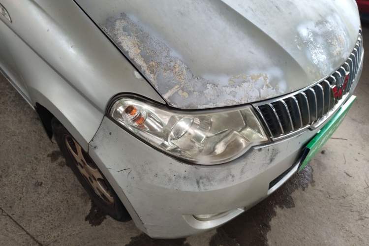Used Wuling Hongguang 2014 1.5L Standard Version Right Front Headlight