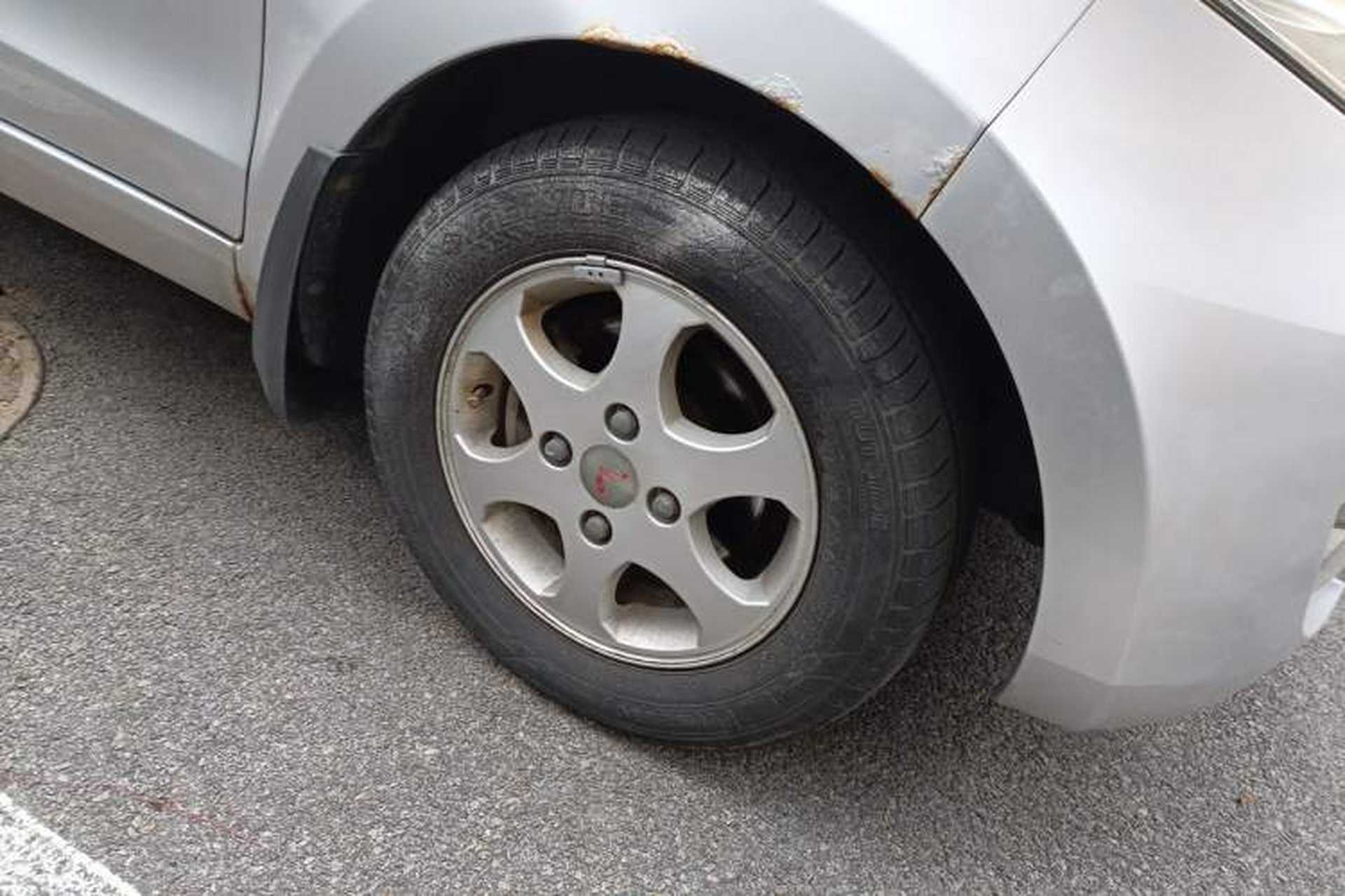 Used Wuling Hongguang 2014 1.5L Standard Version Right Front Wheel Hub