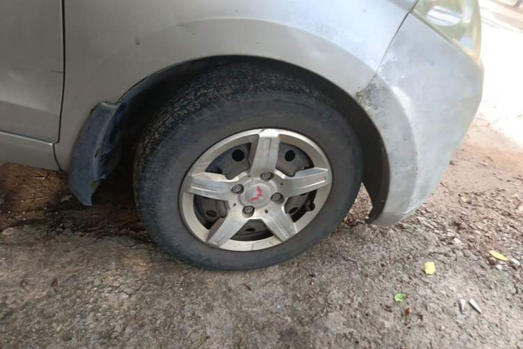 Used Wuling Hongguang 2014 1.2L Base Model China IV Right Front Wheel Hub
