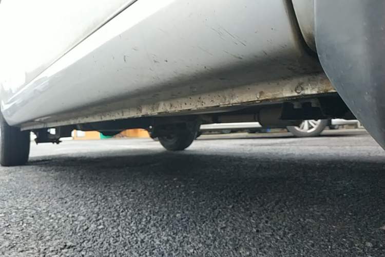 Used Wuling Hongguang 2014 1.2L Base Model China IV Right Side Sill