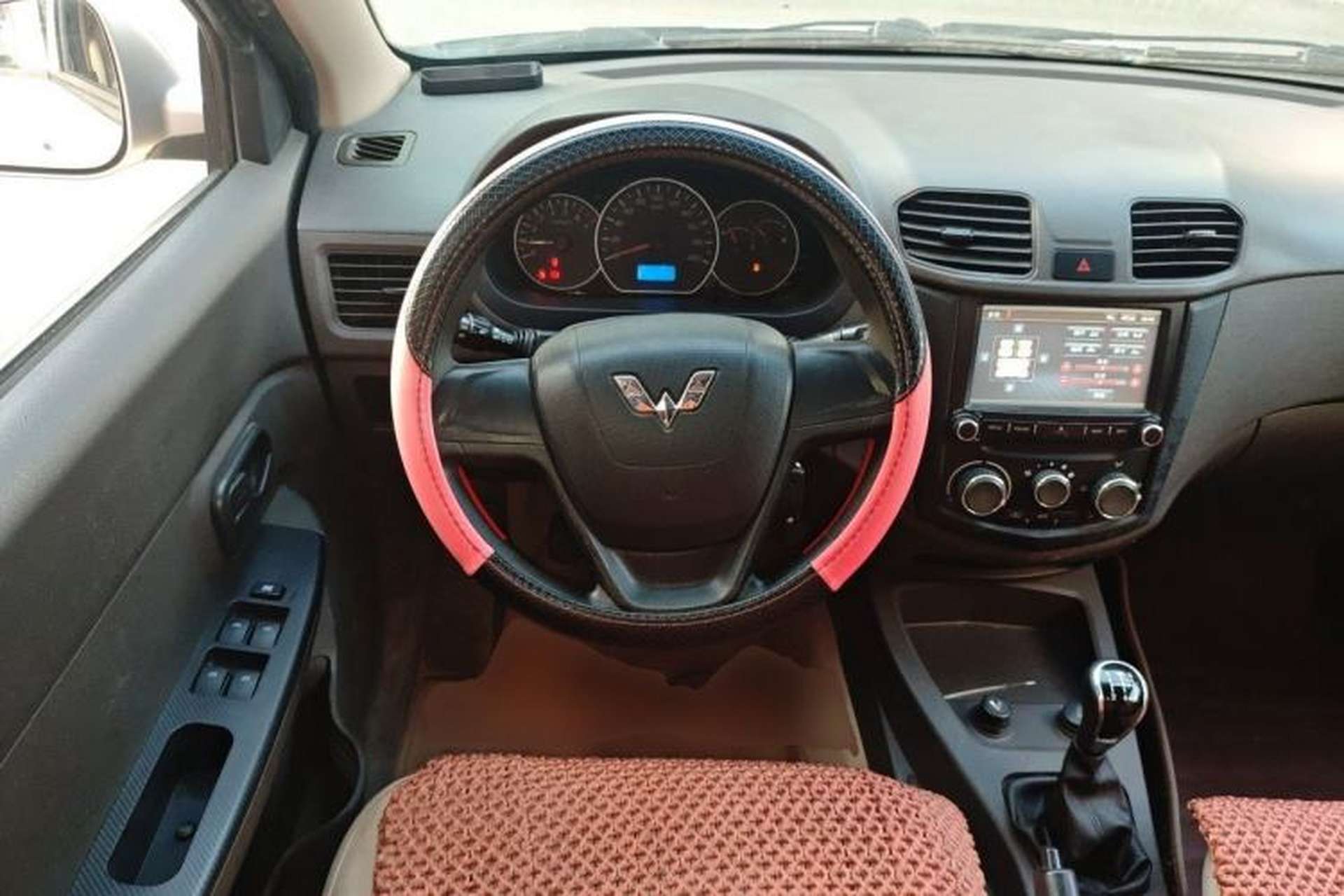 Used Wuling Hongguang 2014 1.2L S Standard Version China IV Standard Steering Wheel
