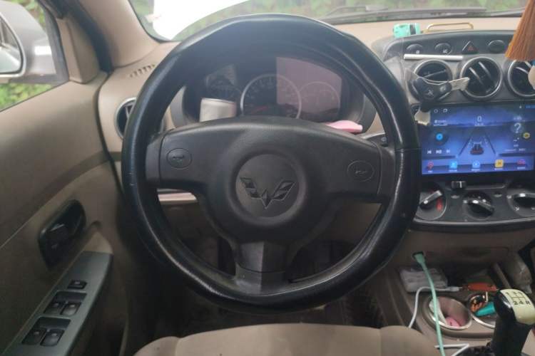 Used Wuling Hongguang 2014 1.5L Base Version Steering Wheel