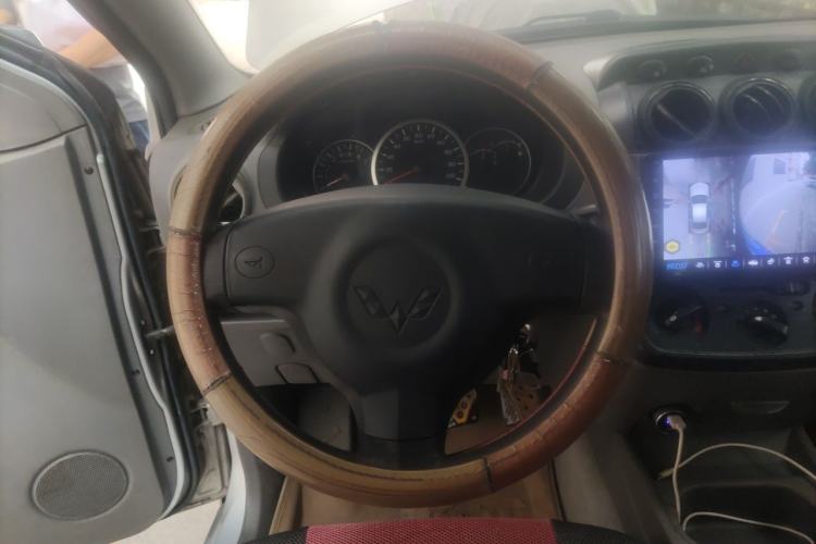 Used Wuling Hongguang 2014 1.2L Base Model China IV Steering Wheel